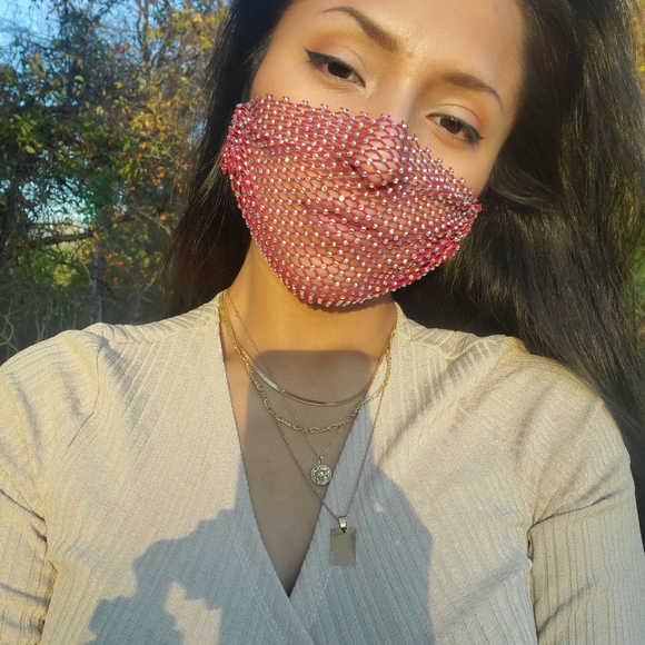 Rhinestone Red Rubi NET MASK - Picture 5 of 5